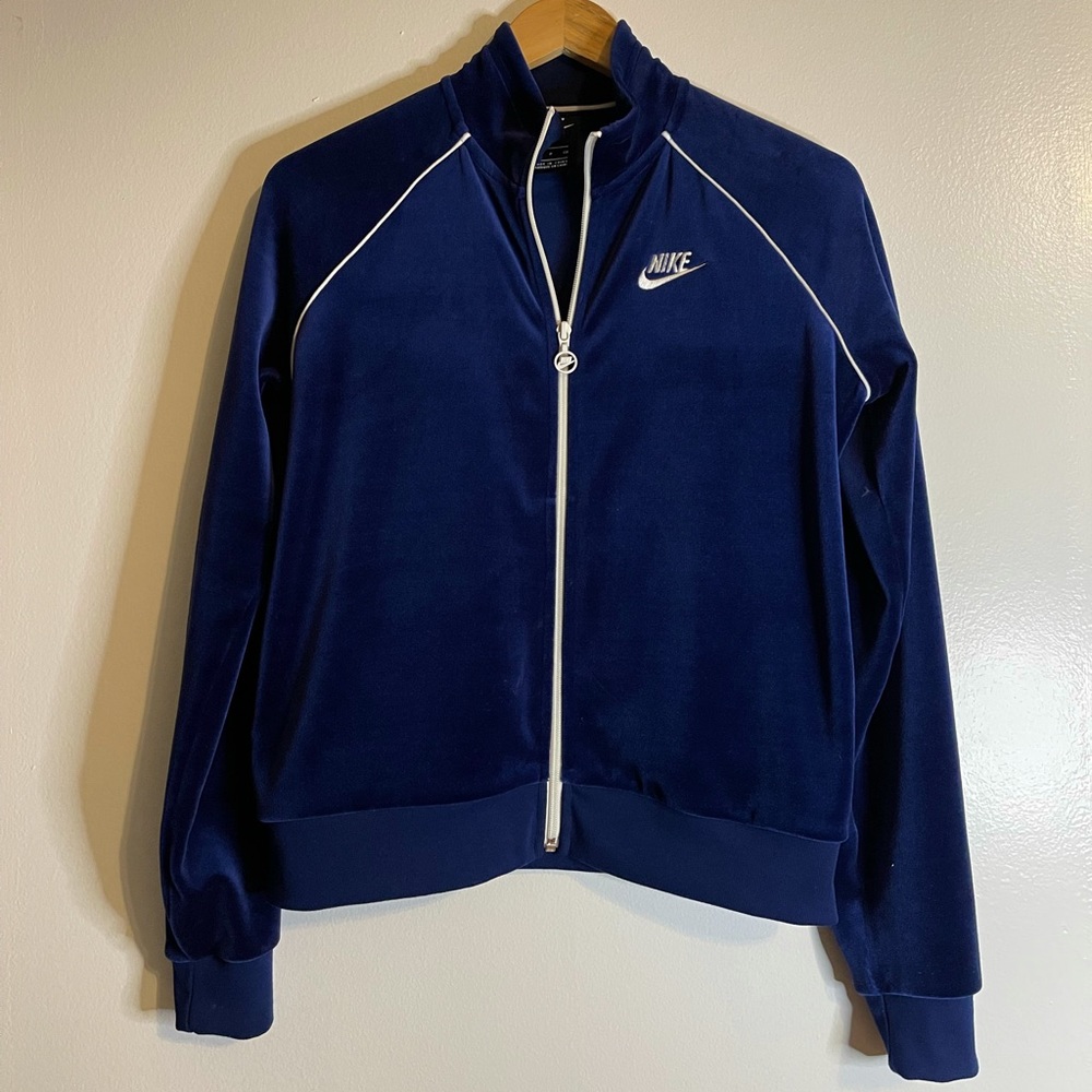 Blue NIKE Velvet Jogger’s Set!